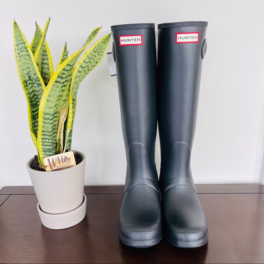 Hunter Original Tall Black Boots size US8